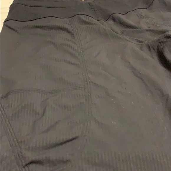 Lululemon black studio crop pants - Picture 9 of 9